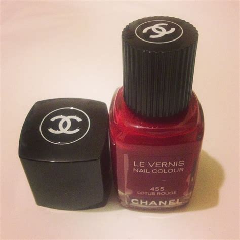 chanel le vernis 455 lotus rouge|Nail Polish & Colours .